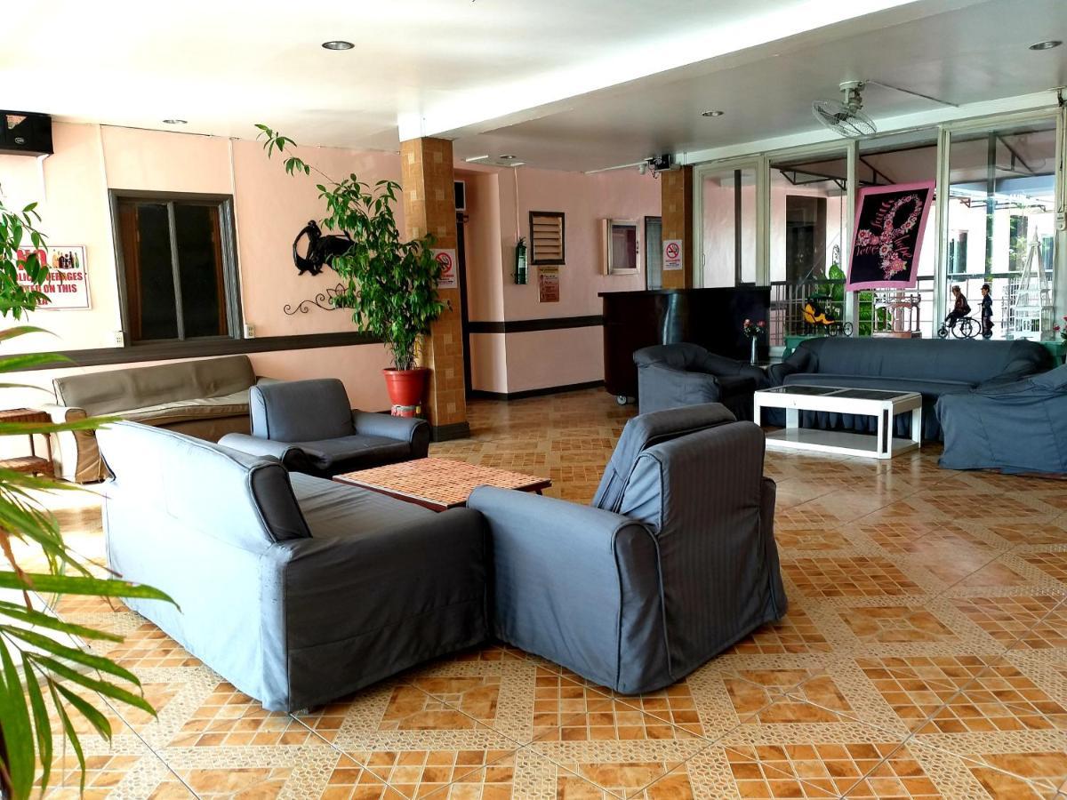 קואזון סיטי Sola Eleganza Apartelle מראה חיצוני תמונה