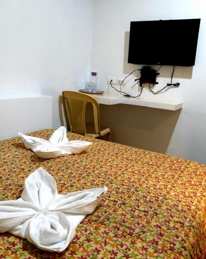 קואזון סיטי Sola Eleganza Apartelle מראה חיצוני תמונה